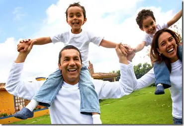 happy_family_2704990_oxhd1